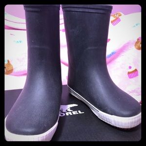 Tretorn rainboots